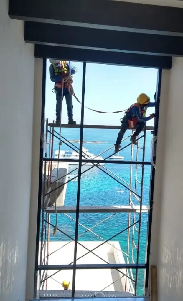 Al Windows Custom windows and Glass Los Cabos BCS